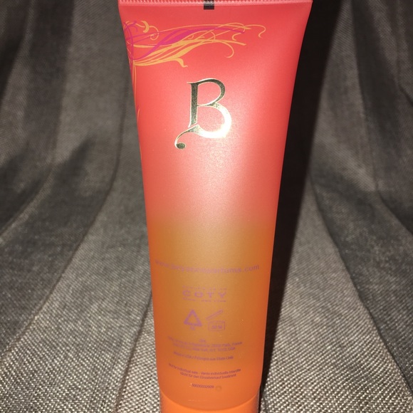Beyoncé Heat Energizing Shower Gel - Picture 4 of 4